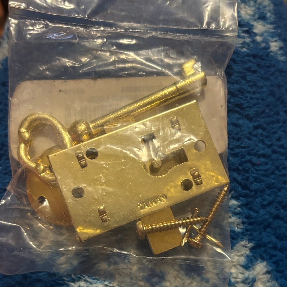Gold Surface Mounted Cupboard Lock - Picture 2 of 2